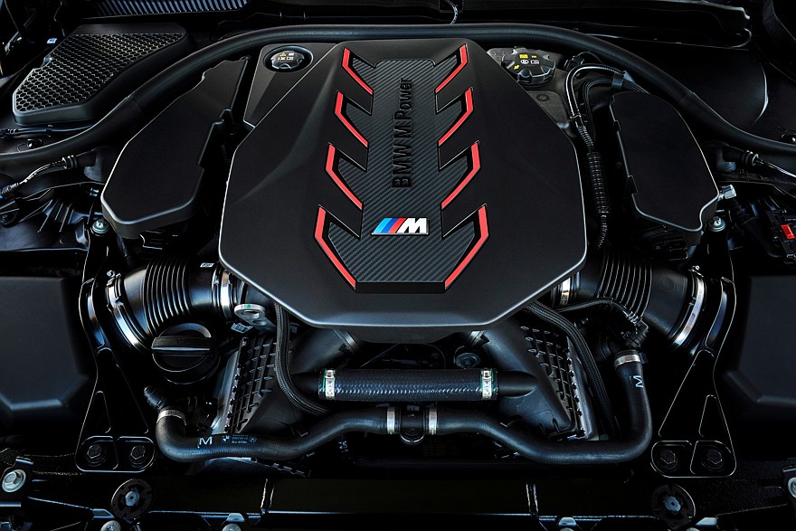 Очень тяжёлый люкс: представлен первый в истории гибридный BMW M5 Touring